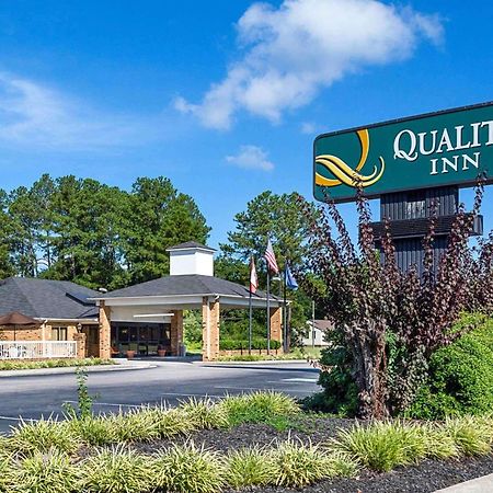 Quality Inn Petersburg Near Fort Gregg-Adams Exteriör bild